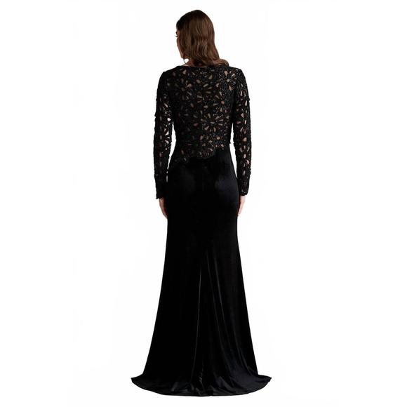NEW TADASHI SHOJI sinnott chenille embroidered gown in black/nude